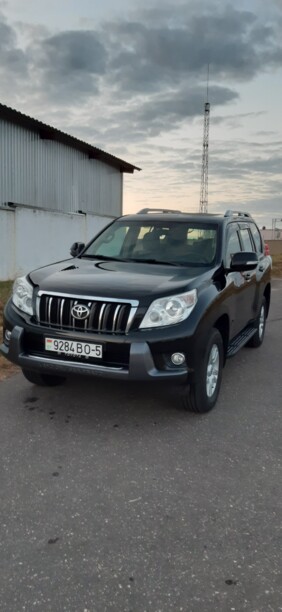 Toyota Land Cruiser Prado J150, 7 мест, 2011 г.