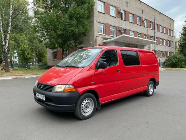 Toyota Hiace IV (H100), 2001 г.