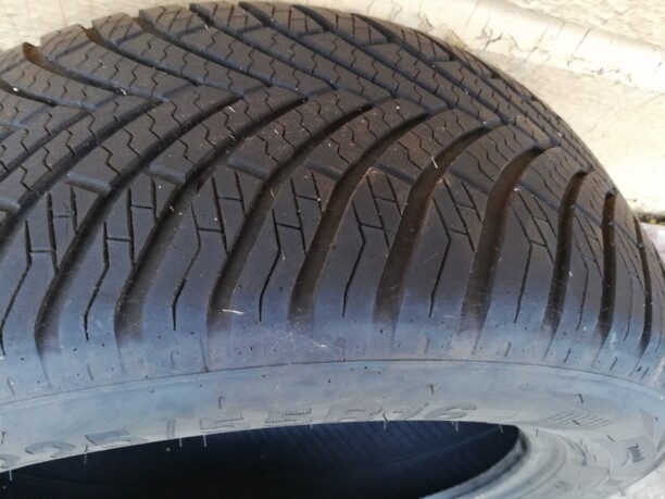 Легковые шины Ling Long GREEN-Max All Season 225/55 R16 4 шт.
