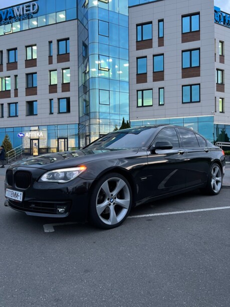 BMW 7 серия F01, F04, 2009 г.