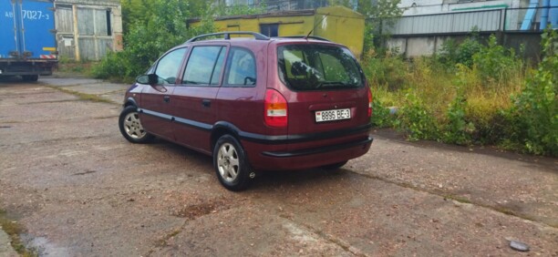 Opel Zafira A, 7 мест, 1999 г.
