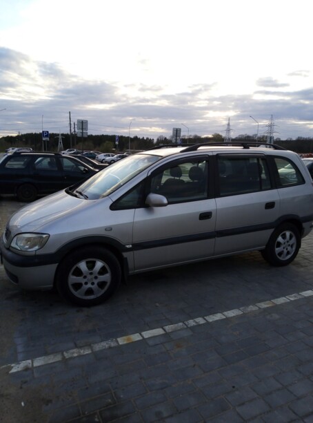 Opel Zafira A, 7 мест, 1999 г.