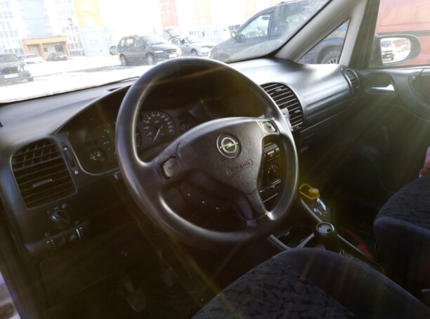 Opel Zafira A, 7 мест, 1999 г.
