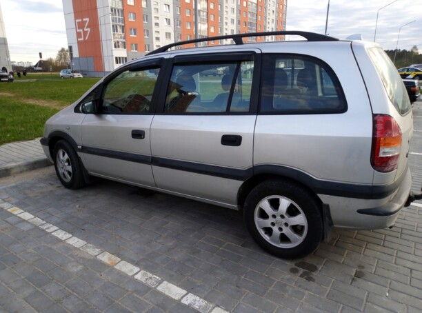 Opel Zafira A, 7 мест, 1999 г.