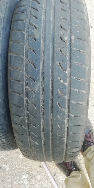 Легковые шины GoodYear 185/65 R15 4 шт.