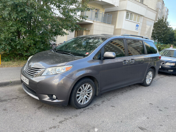 Toyota Sienna III (XL30) · Рестайлинг, 7 мест, 2016 г.