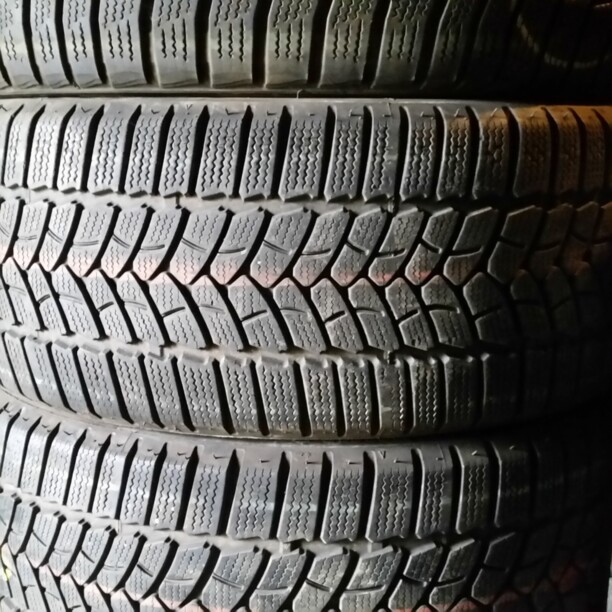 Легковые шины Firestone Winterhawk-3 225/45 R17 4 шт.