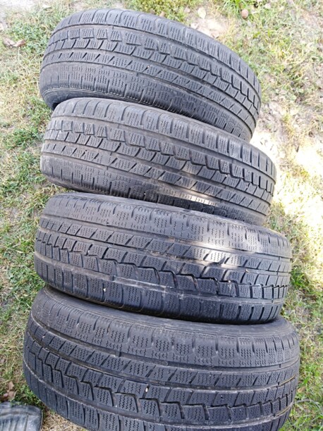 Легковые шины Nexen 215/60 R16 4 шт.