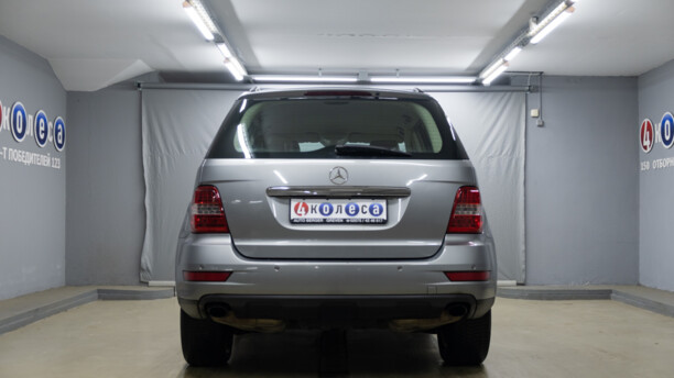 Mercedes-Benz M-Класс W164 · Рестайлинг, 7 мест, 2009 г.