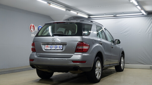 Mercedes-Benz M-Класс W164 · Рестайлинг, 7 мест, 2009 г.