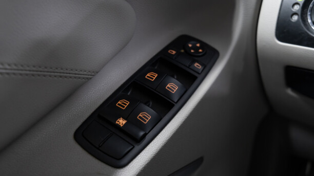 Mercedes-Benz M-Класс W164 · Рестайлинг, 7 мест, 2009 г.