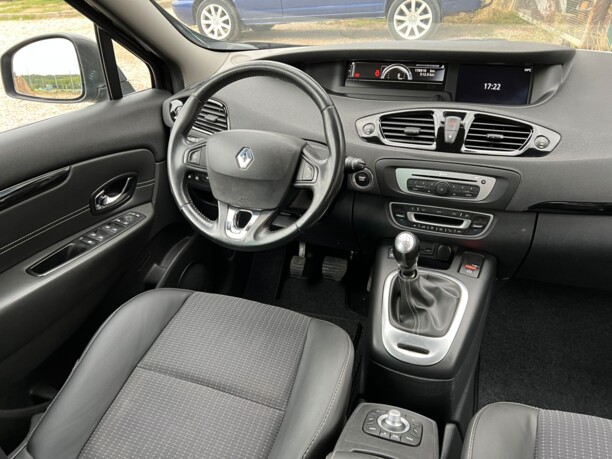 Renault Grand Scenic III · 2-й рестайлинг, 7 мест, 2014 г.