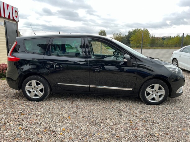 Renault Grand Scenic III · 2-й рестайлинг, 7 мест, 2014 г.