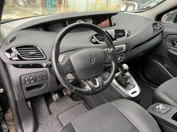 Renault Grand Scenic III · 2-й рестайлинг, 7 мест, 2014 г.