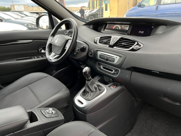 Renault Grand Scenic III · 2-й рестайлинг, 7 мест, 2014 г.