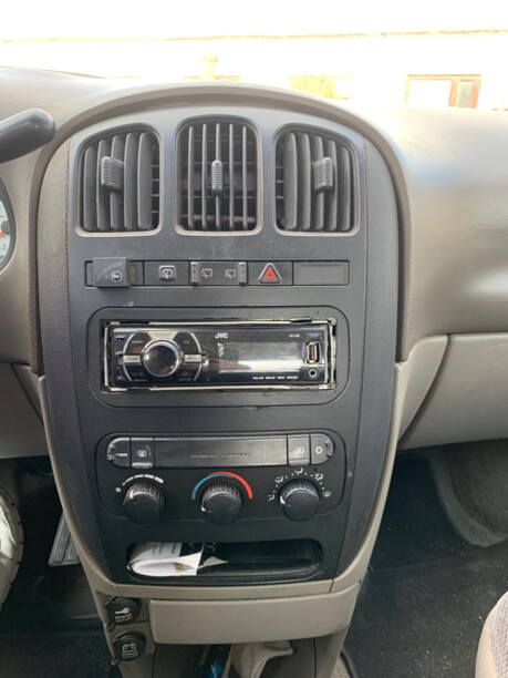 Dodge Grand Caravan IV, 7 мест, 2001 г.