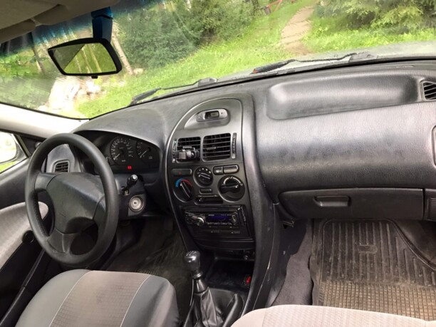 Mitsubishi Carisma I, 1995 г.