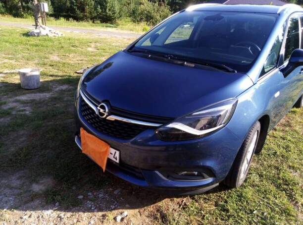 Opel Zafira C · Рестайлинг, 2017 г.