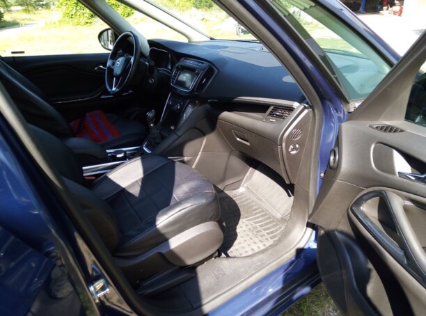 Opel Zafira C · Рестайлинг, 2017 г.