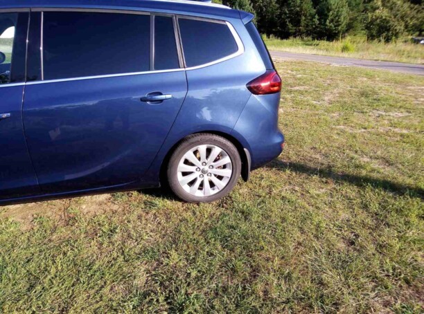 Opel Zafira C · Рестайлинг, 2017 г.