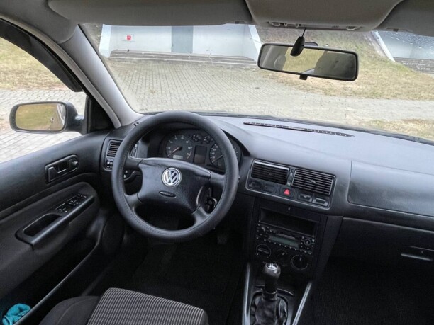 Volkswagen Golf IV, 2001 г.