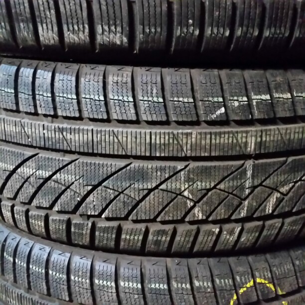 Легковые шины Momo W-4 SUV 255/50 R19 2 шт.