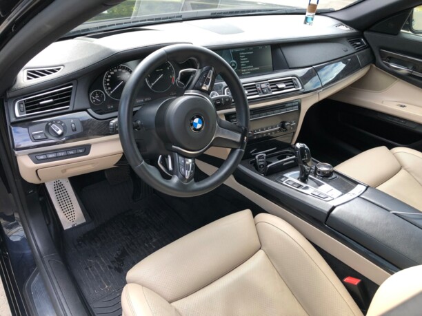 BMW 7 серия F01, F04, 2011 г.