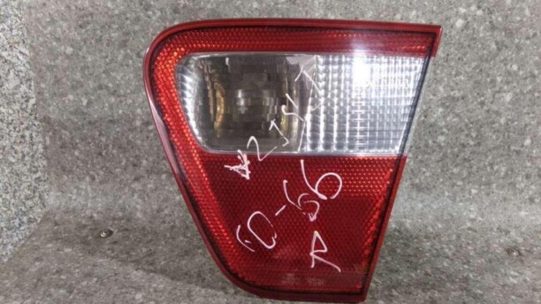 Задний правый фонарь в сборе для SEAT Cordoba I · Рестайлинг 1999 - 2003