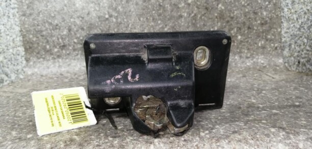 Замок крышки багажника для Mercedes-Benz C-Класс W202, S202 1993 - 1997