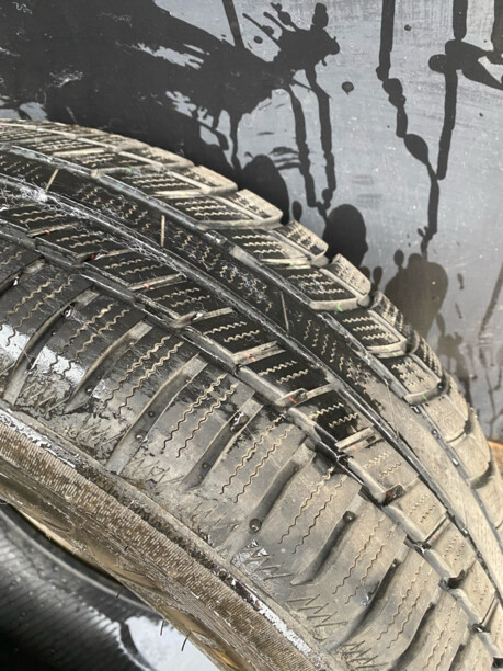 Легковые шины Toyo 225/65 R17 4 шт.