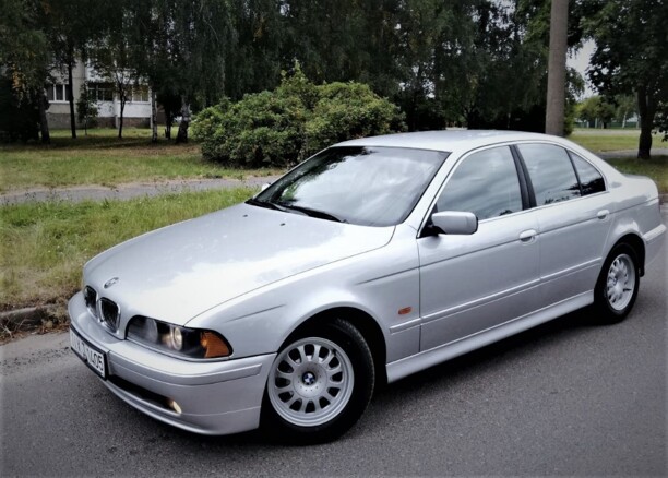 BMW 5 серия E39, 2001 г.