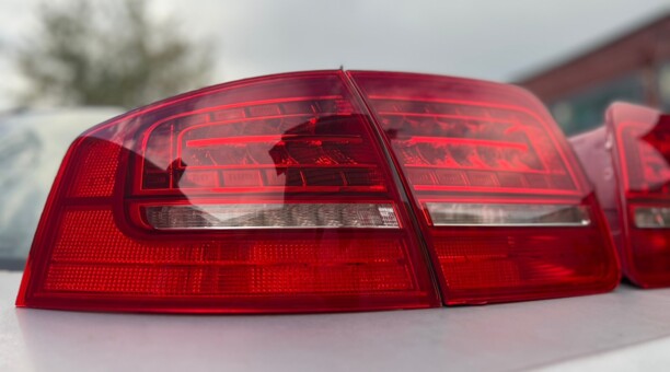 Комплект задних фонарей для Audi A8 D3 · 2-й Рестайлинг 2007 - 2010