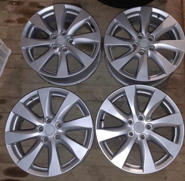 Литые диски R18 7x18 5x114.3 4 шт.