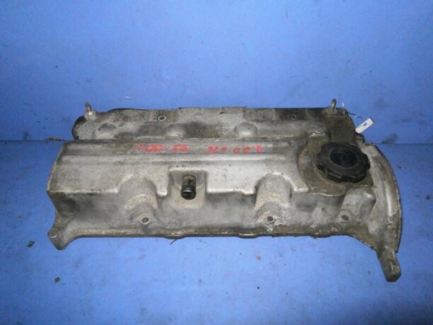 Клапанная крышка для Mazda 626 GF 1996 - 1999