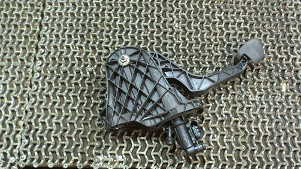 Педаль сцепления для Volkswagen Passat B6 2005 - 2010