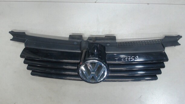 Решетка радиатора для Volkswagen Bora 1998 - 2005