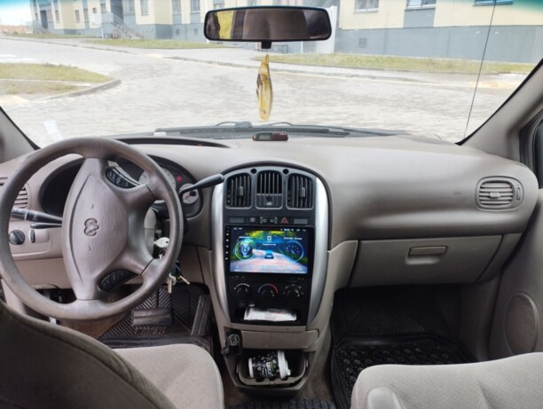 Dodge Caravan IV, 7 мест, 2002 г.