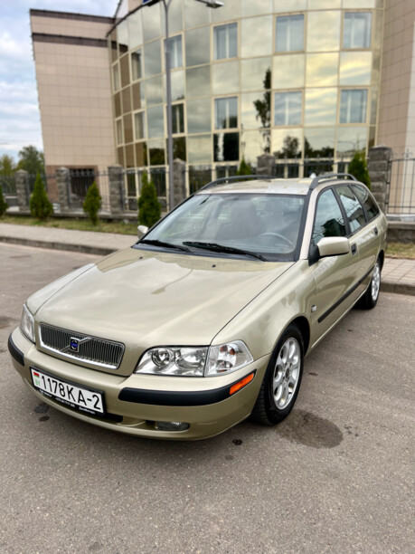 Volvo V40 I · Рестайлинг, 2001 г.