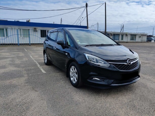 Opel Zafira C · Рестайлинг, 2017 г.