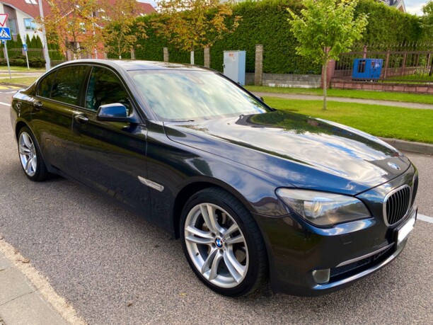 BMW 7 серия F01, F04, 2009 г.