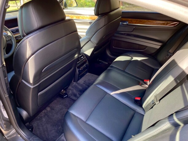 BMW 7 серия F01, F04, 2009 г.