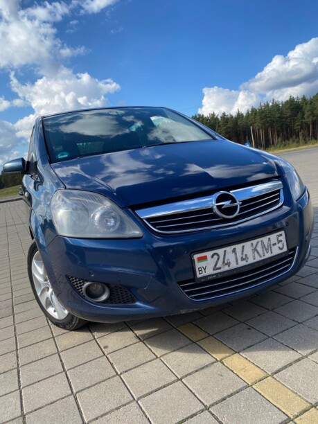 Opel Zafira B · Рестайлинг, 7 мест, 2011 г.