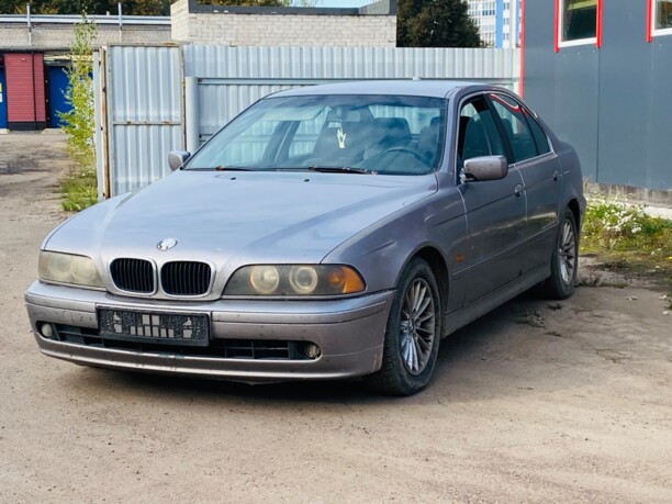 BMW 5 серия E39, 2001 г.