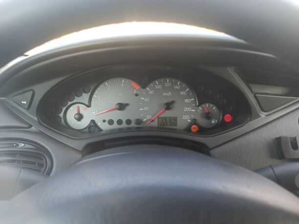 Ford Focus I · Рестайлинг, 2002 г.