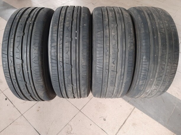 Легковые шины Nitto 225/55 R16 4 шт.