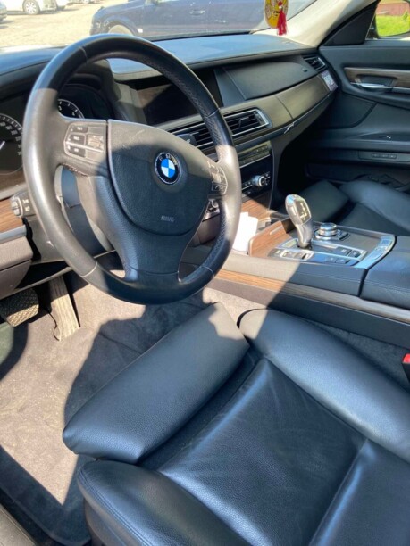 BMW 7 серия F01, F04, 2009 г.