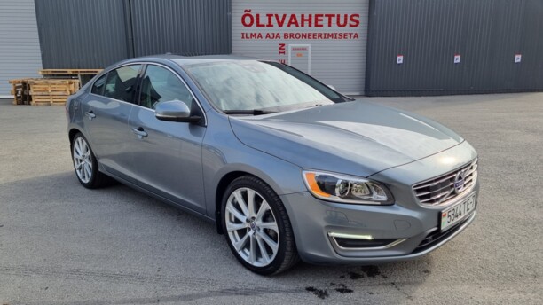 Volvo S60 II · Рестайлинг, 2017 г.