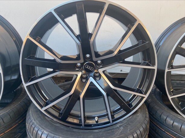Audi 10x22 5x112 4 шт.
