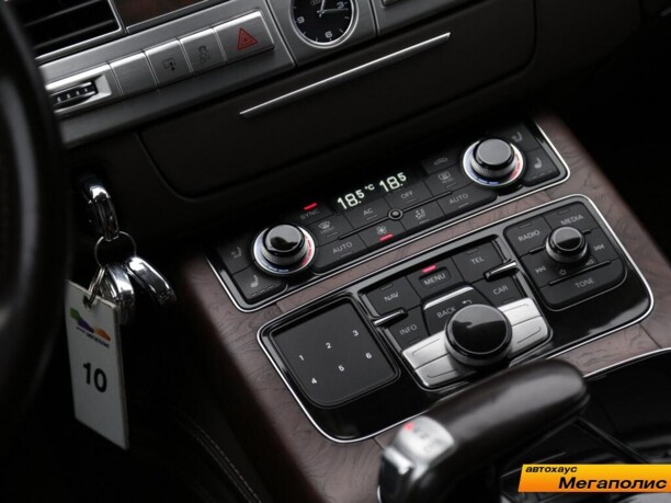 Audi A8 D4, 2010 г.