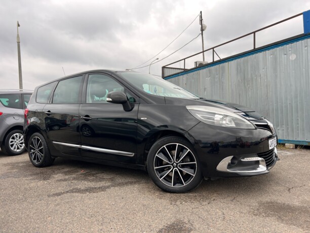 Renault Grand Scenic III · 2-й рестайлинг, 7 мест, 2013 г.